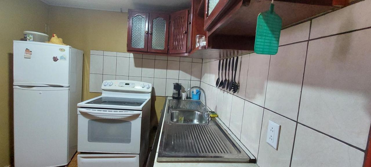 Hostel Casa Marina Puerto Limon Zewnętrze zdjęcie