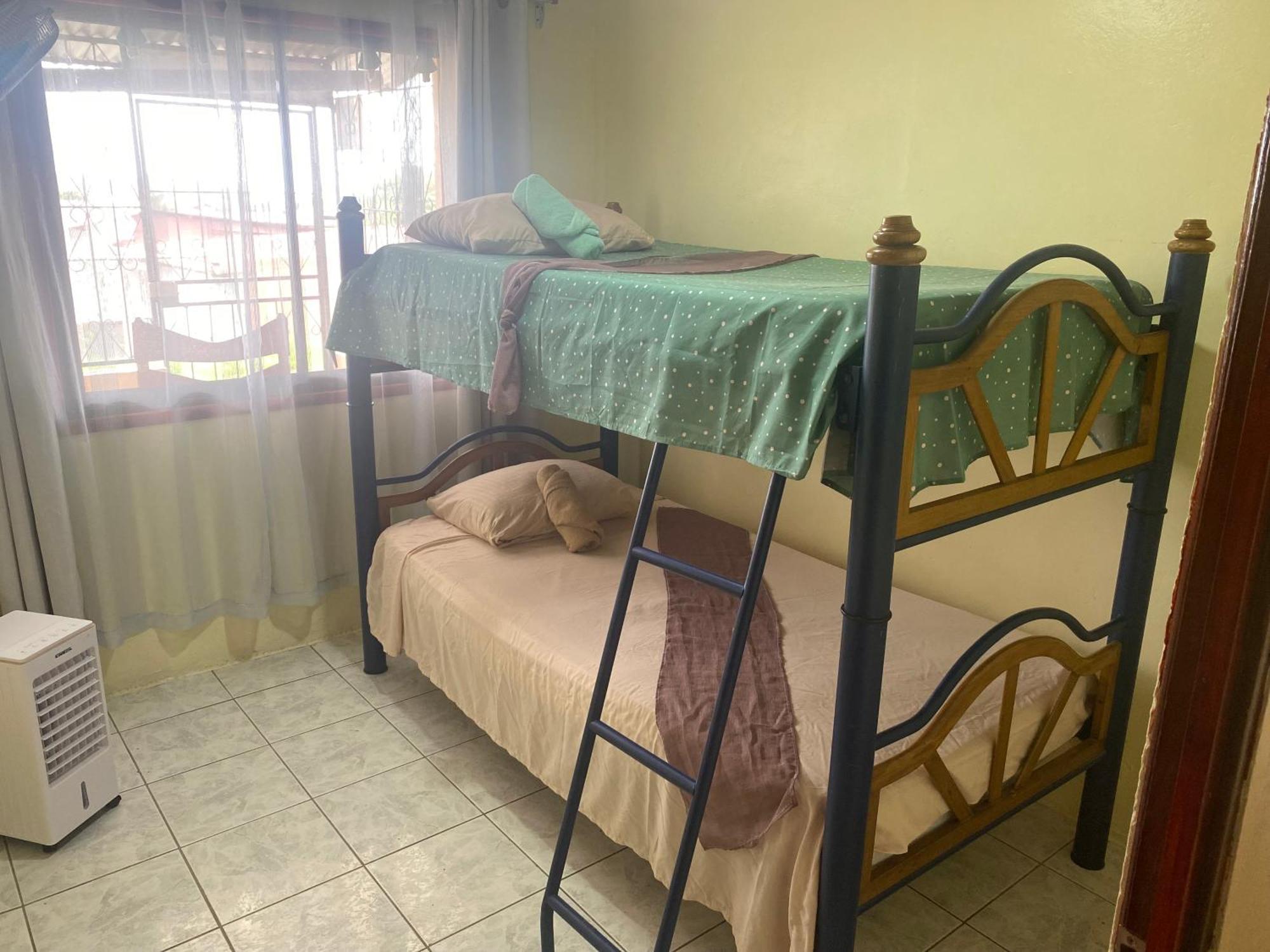 Hostel Casa Marina Puerto Limon Zewnętrze zdjęcie
