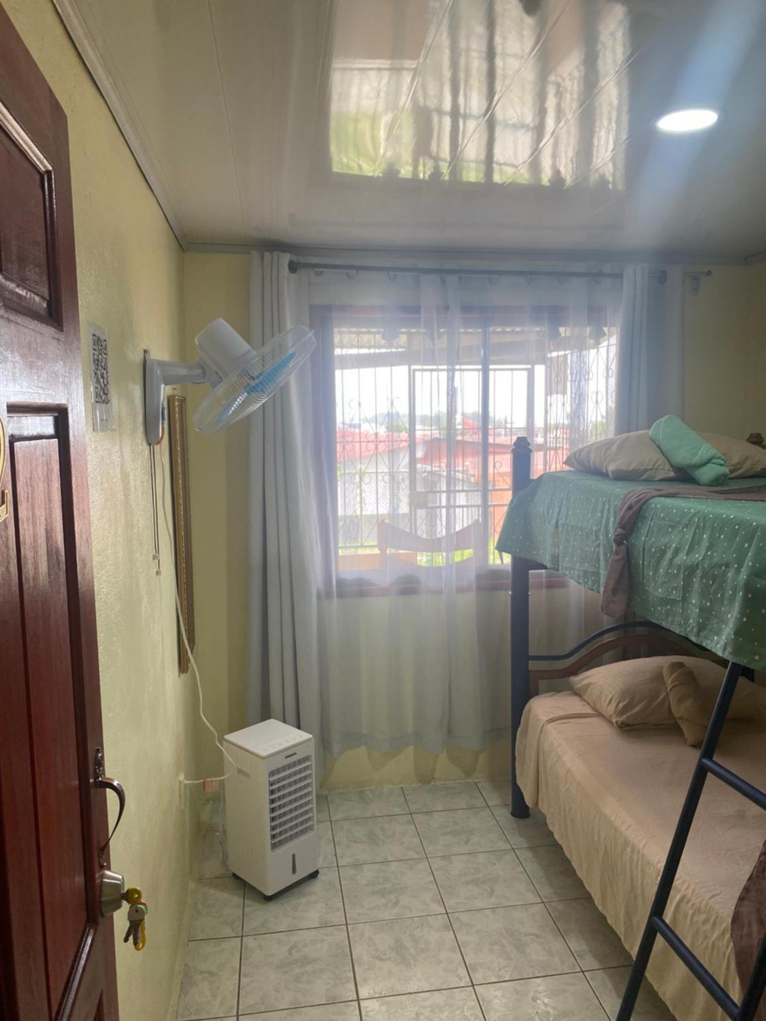 Hostel Casa Marina Puerto Limon Zewnętrze zdjęcie