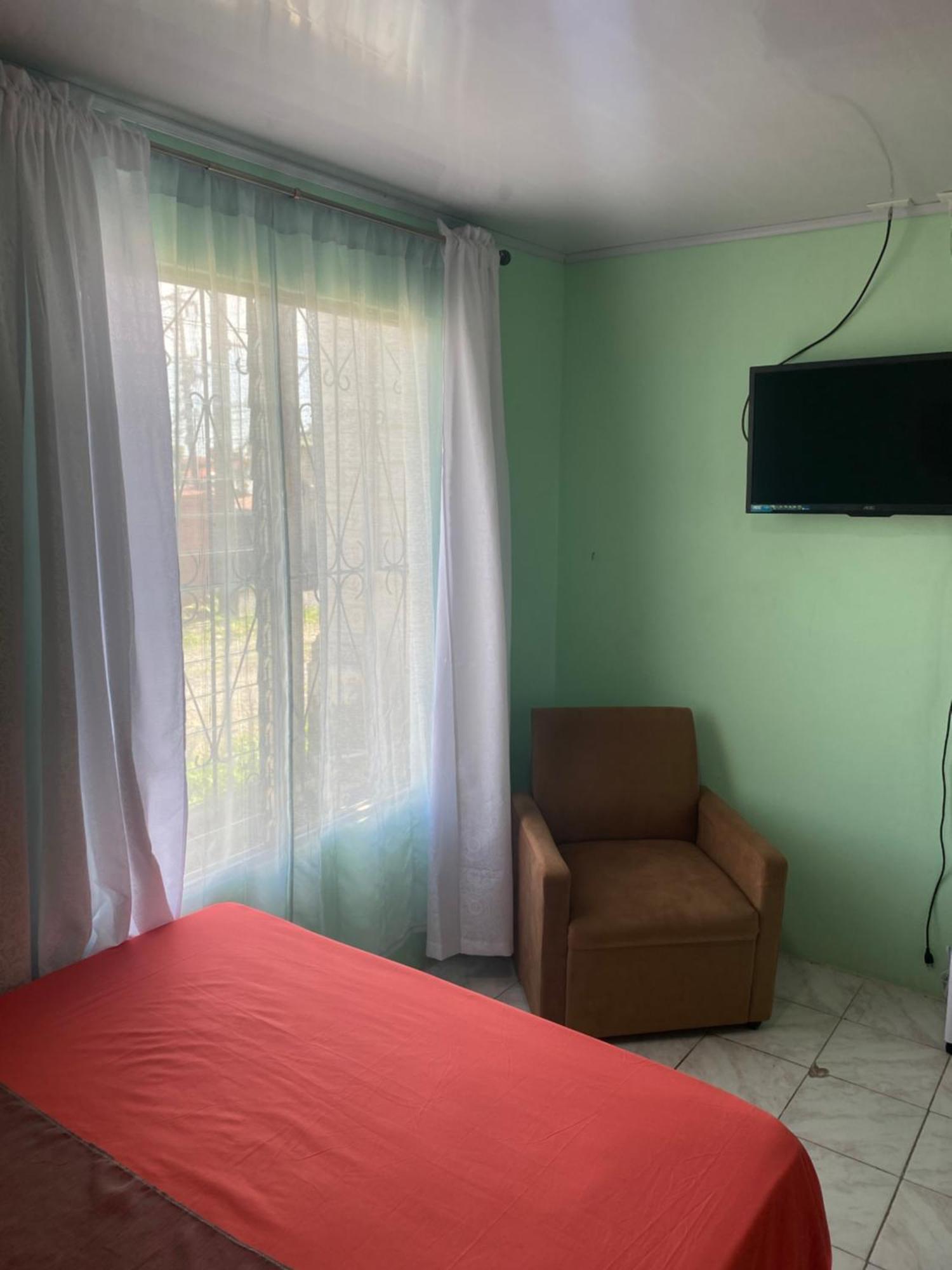 Hostel Casa Marina Puerto Limon Zewnętrze zdjęcie