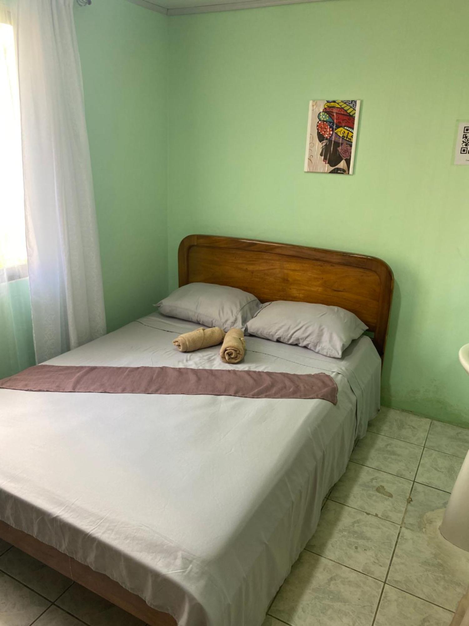 Hostel Casa Marina Puerto Limon Zewnętrze zdjęcie