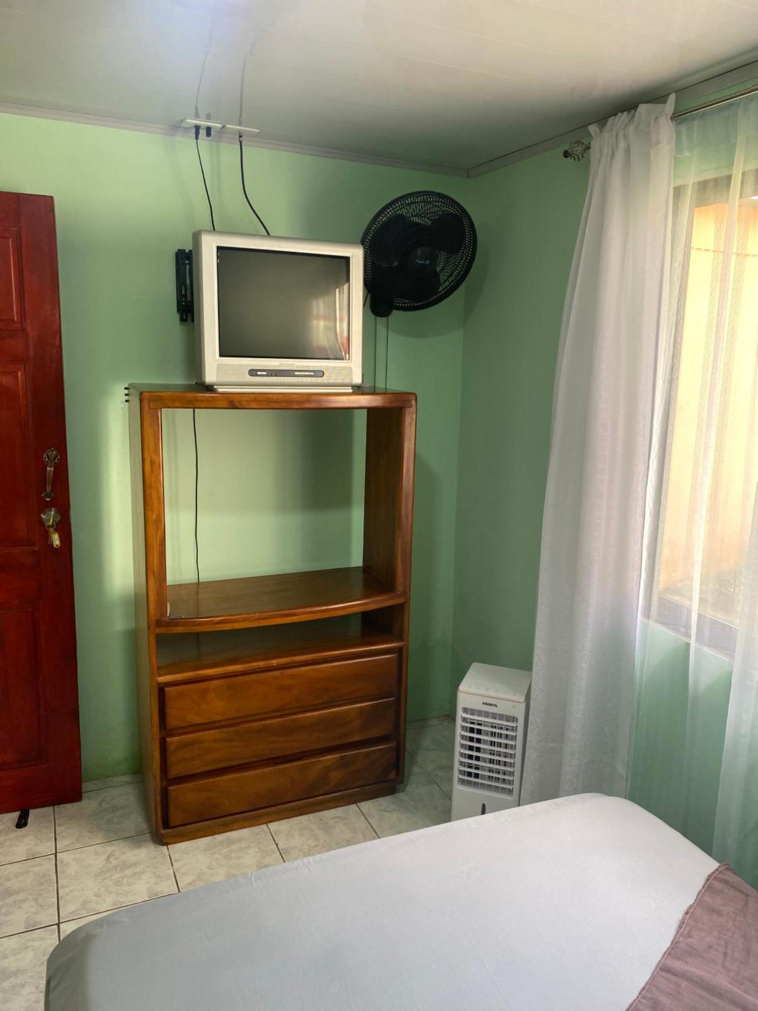 Hostel Casa Marina Puerto Limon Zewnętrze zdjęcie